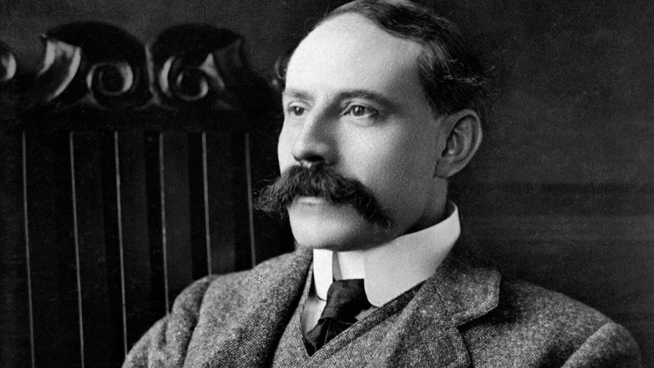 Retrato de Edward Elgar