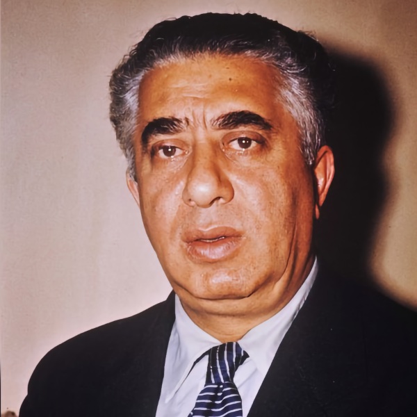 Retrato de Aram Jachaturián